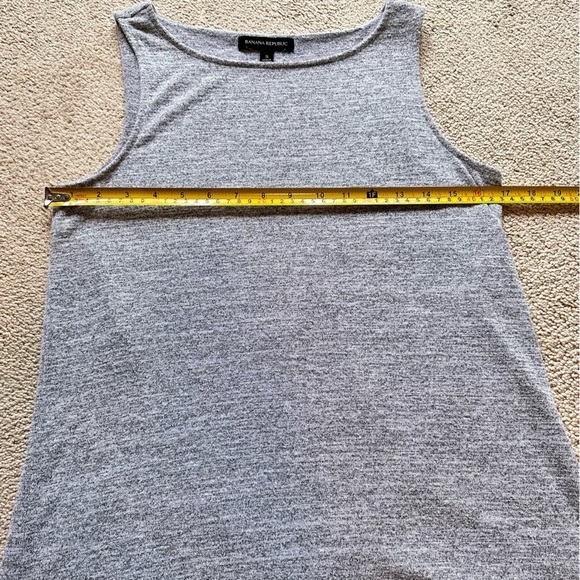 Banana Republic Grey Knit Wrap Back Sleeveless Tank Top Size Small - Picture 4 of 9